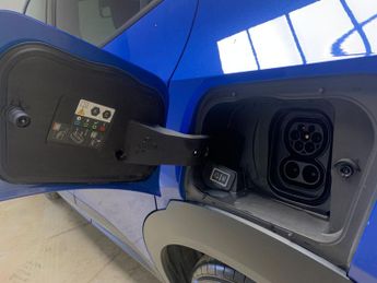 Vauxhall Mokka Electric 50kWh Ultimate (136 ps) - LED - REVERSE CAM - HEATED SEATS