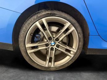 BMW 2 Series Gran Coupe 2.0 M235i xDrive (306 ps) - M REAR SPOILER - ELECTRIC SEATS