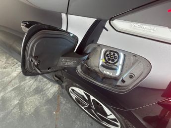MG Mg4 51kWh SE (170 ps) - SPEED LIMIT RECOG - 17IN ALLOYS - CLIMATE CO
