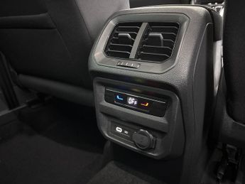 Volkswagen Tiguan 1.5 TSI Life DSG (150 ps) - CARPLAY - LED - BLUETOOTH