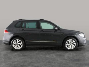 Volkswagen Tiguan 1.5 TSI Life DSG (150 ps) - ACTIVE LANE ASSIST - LED - BLUETOOTH
