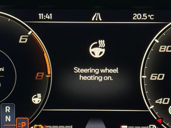 Cupra Formentor 1.4 eHybrid 12.8kWh V2 Plug-in DSG (204 ps) - HEATED WHEEL - KEY