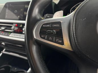 BMW 3 Series 330e M Sport Step [Tech Pack] - HUD - CARPLAY - ACTIVE LANE ASSI