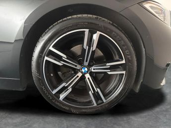 BMW 4 Series 2.0 420i M Sport Coupe (184 ps) - ACOUSTIC GLAZING