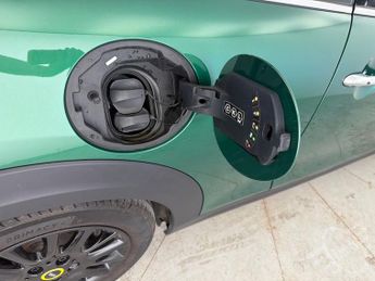 Mini Electric Hatch Cooper SE 32.6kWh Level 2 (184 ps) - CARPLAY - DRIVING ASSISTANT