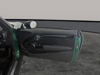 Mini Electric Hatch Cooper SE 32.6kWh Level 2 (184 ps) - CARPLAY - DRIVING ASSISTANT
