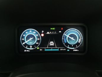 Hyundai Kona 64kWh Premium (10.5kW Charger) (204 ps) - KEYLESS ENTRY - LED - 