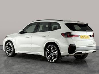 BMW X1 1.5 25e 16.3kWh M Sport Plug-in DCT xDrive (245 ps) - PARK ASSIS