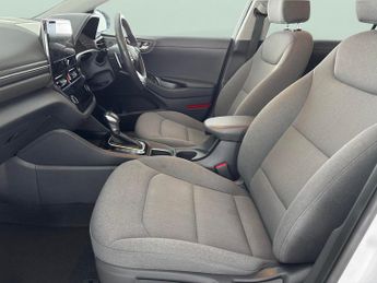 Hyundai Ioniq 1.6 h-GDi 8.9kWh Premium Plug-in DCT (141 ps) - DRIVING ASSISTAN
