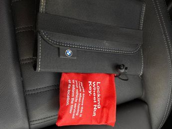 BMW 3 Series 330e M Sport Step [Tech Pack] - HUD - CARPLAY - ACTIVE LANE ASSI