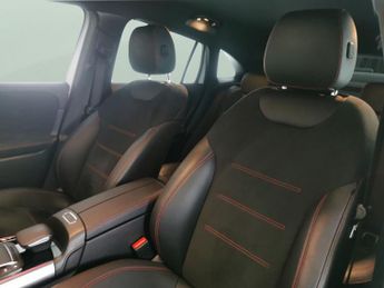 Mercedes-Benz EQA EQA 250 66.5kWh AMG Line (190 ps) - LED - REVERSE CAM - NAV