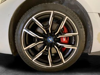 BMW i4 40 83.9kWh M Sport Gran Coupe eDrive (340 ps) - PARK ASSIST - LE