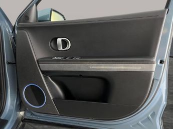 Hyundai Ioniq 5 77kWh Premium (228 ps) - LED - REVERSE CAM - NAV