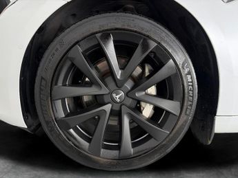 Tesla Model 3 (Dual Motor) Long Range 4WDE (346 ps) - PARK ASSIST - LED - REVE