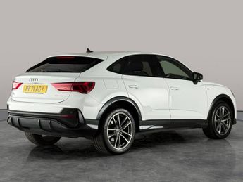 Audi Q3 1.5 TFSI CoD 35 Black Edition Sportback S Tronic (150 ps) - BLUE