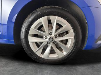 Skoda Octavia 1.4 TSI iV 13kWh SE L Plug-in DSG (204 ps) - ADAPTIVE CRUISE