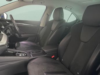 Skoda Octavia 1.4 TSI iV 13kWh SE L Plug-in DSG (204 ps) - ADAPTIVE CRUISE