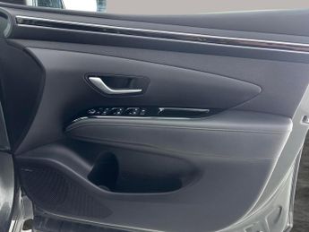 Hyundai Tucson 1.6 h T-GDi Premium (230 ps) - UPGRADED SOUND - LED - REVERSE CA