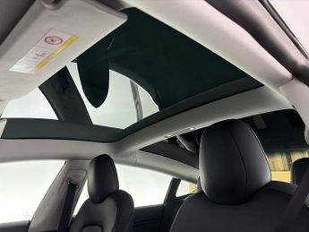 Tesla Model 3 (Dual Motor) Long Range 4WDE (346 ps) - PARK ASSIST - LED - REVE