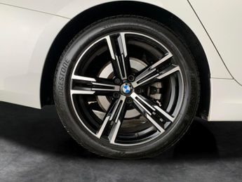 BMW 3 Series 2.0 320d MHT M Sport (190 ps) - APPLE CARPLAY - REV CAM - PARK A