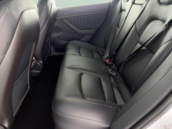 Tesla Model 3 (Dual Motor) Long Range 4WDE (346 ps) - PARK ASSIST - LED - REVE