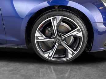 Audi A4 2.0 TFSI 35 Black Edition S Tronic (150 ps) - LED - REVERSE CAM 