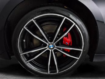BMW 3 Series 2.0 320i M Sport (184 ps) - SUN PROTECTION GLASS - HEATED STEERI