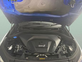 BMW iX1 30 66.5kWh M Sport xDrive (11kW Charger) (313 ps) - HEATED SEATS
