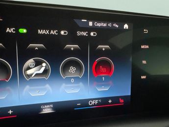 BMW iX1 30 66.5kWh M Sport xDrive (11kW Charger) (313 ps) - HEATED SEATS