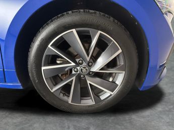 Skoda Enyaq iV 82kWh 80 SportLine (DC125kW) (204 ps) - CONVENIENCE PACK - CL