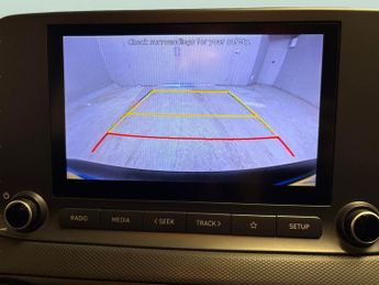 Hyundai Kona 1.6 h-GDi SE Connect DCT (141 ps) - WIFI - TYRE REPAIR KIT - XEN