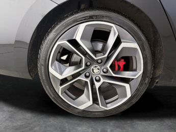 Skoda Octavia 2.0 TSI vRS DSG (245 ps) - BLUETOOTH - PARK SENSORS - DAB