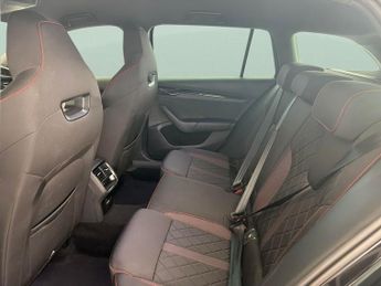 Skoda Octavia 2.0 TSI vRS DSG (245 ps) - BLUETOOTH - PARK SENSORS - DAB