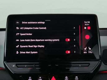 Volkswagen ID.3 Pro Performance 58kWh Family (204 ps) - LED - REVERSE CAM - HEAT
