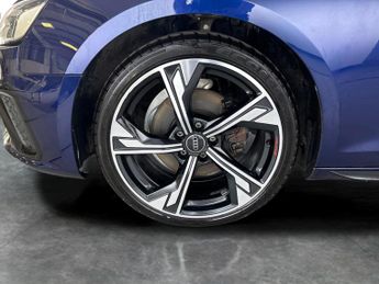 Audi A4 2.0 TFSI 35 Black Edition S Tronic (150 ps) - LED - REVERSE CAM 