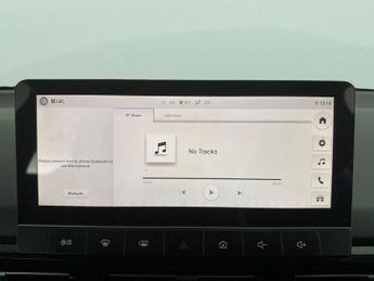 MG Mg4 51kWh SE (170 ps) - SPEED LIMIT RECOG - 17IN ALLOYS - CLIMATE CO