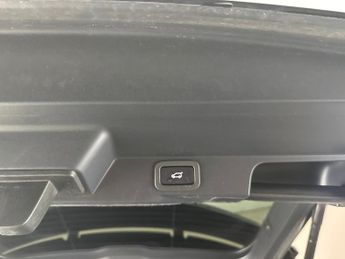 Land Rover Range Rover Sport 2.0 P400e 13.1kWh HSE Dynamic Black Plug-in 4WD (404 ps) - CARPL