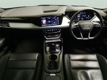 Audi e-tron GT 93.4kWh quattro (476 ps) - LANE DEPARTURE  - BLUETOOTH - DRIVING