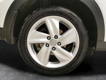 Honda HR-V 1.5 i-VTEC EX CVT (130 ps) - LED - REVERSE CAM - NAV