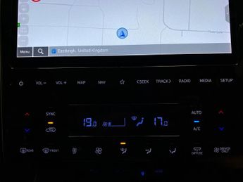 Hyundai Tucson 1.6 T-GDi 13.8kWh Ultimate Plug-in 4WD (265 ps) - REVERSE CAM - 