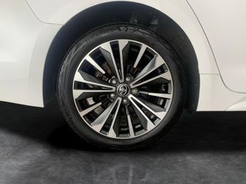 Toyota Corolla 1.8 VVT-h Design Touring Sports CVT (140 ps) - ADAPTIVE CRUISE -