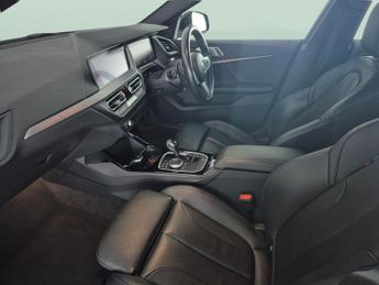BMW 2 Series Gran Coupe 1.5 218i M Sport DCT (140 ps) - PERFORMANCE CONTROL