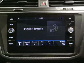 Volkswagen Tiguan 2.0 TDI SEL DSG (150 ps) - ACTIVE LANE ASSIST - LED - REVERSE CA