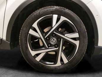 Toyota C-HR 1.8 VVT-h GPF Design CVT (122 ps) - LED - REVERSE CAM - NAV