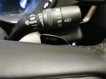 Mazda MX-30 35.5kWh Makoto (145 ps) - BOSE - CARPLAY - KEYLESS ENTRY