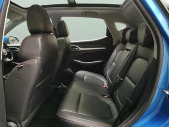 MG MG ZS 51.1kWh Trophy Connect (176 ps) - NAV - BLIND SPOT ASSIST - LANE
