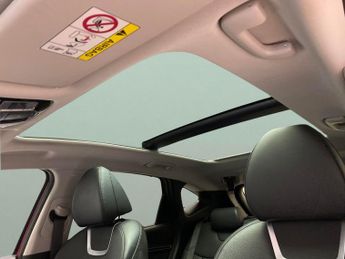 Hyundai Tucson 1.6 T-GDi 13.8kWh Ultimate Plug-in 4WD (265 ps) - REVERSE CAM - 