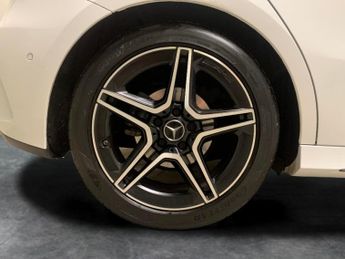 Mercedes-Benz A Class 1.3 A180 AMG Line Edition (Executive) 7G-DCT (136 ps) - 18IN ALL
