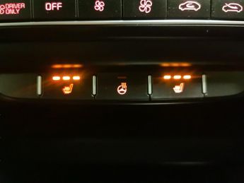 Kia Xceed 1.6 GDi 8.9kWh 3 Plug-in DCT (139 bhp) - HEATED STEERING - LANE 