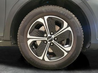 Kia Xceed 1.6 GDi 8.9kWh 3 Plug-in DCT (139 bhp) - HEATED STEERING - LANE 